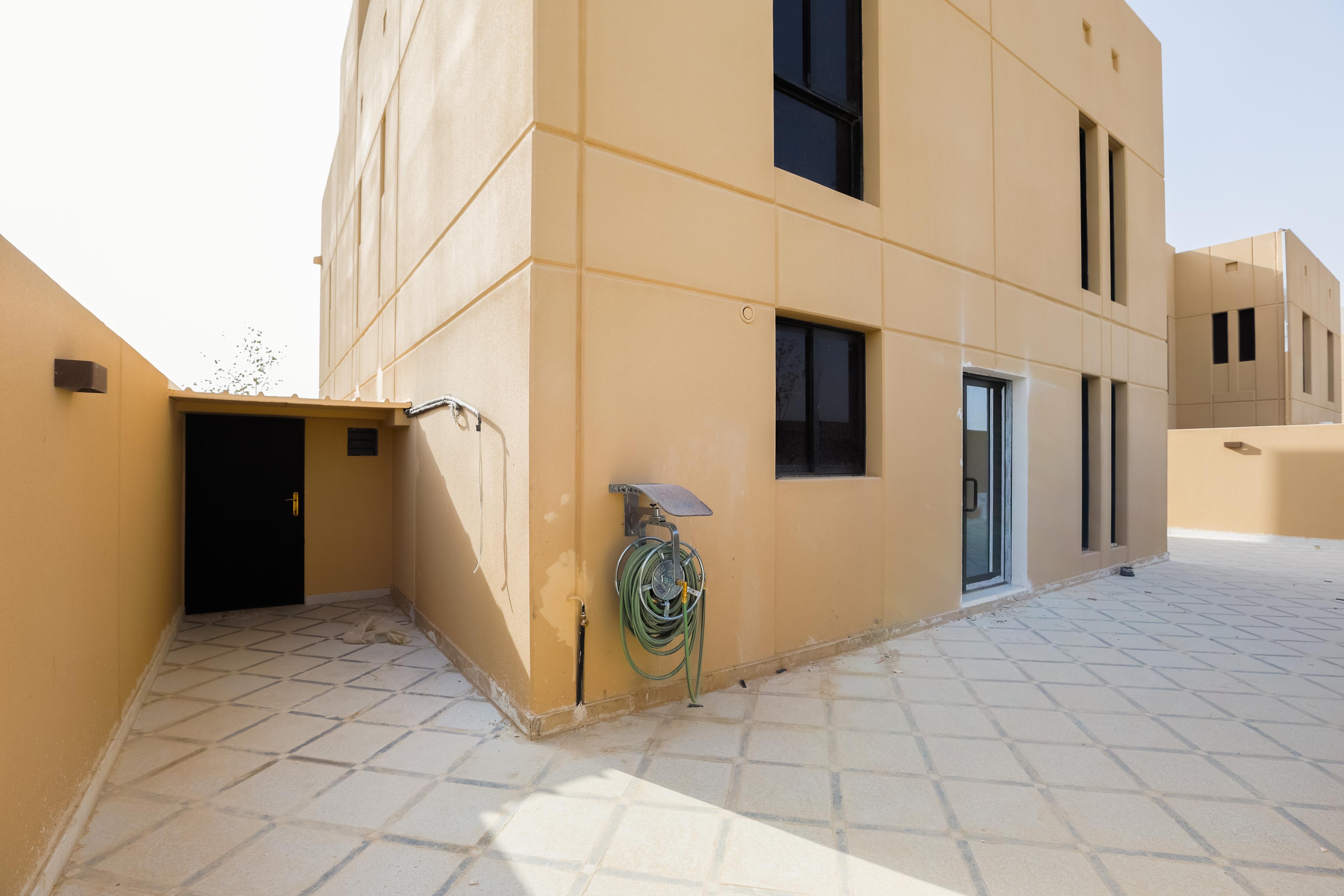 Modern Luxury Villa for Rent in Sedra Roshn 🏡✨ Contemporary Design | Premium Finishes | Prime Location 🔑🌿